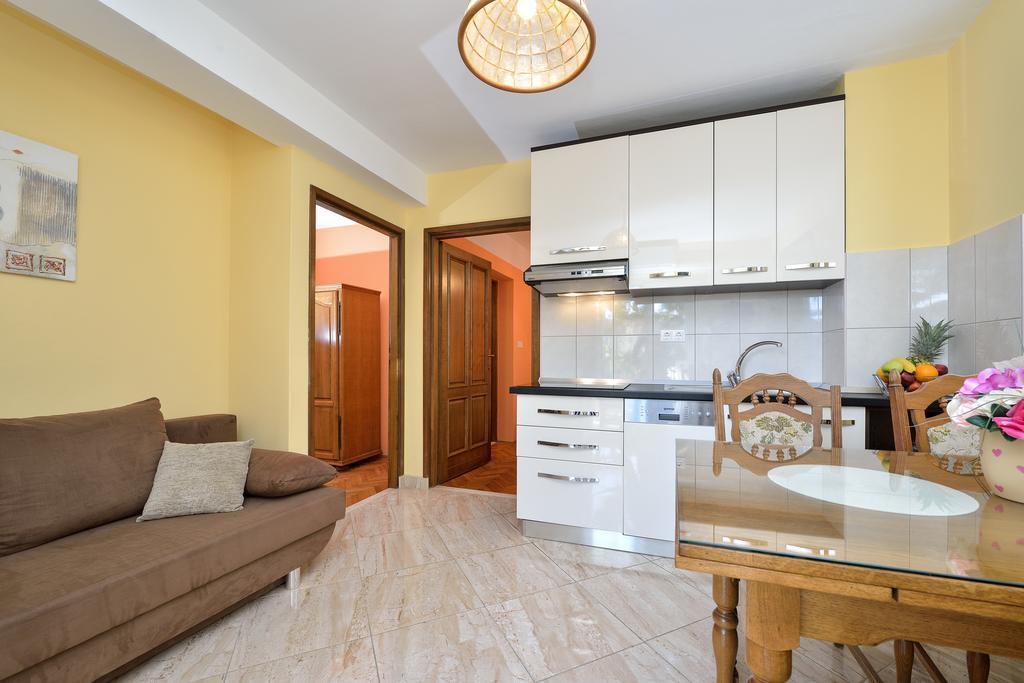 Villa Zdenka Pakoštane Εξωτερικό φωτογραφία
