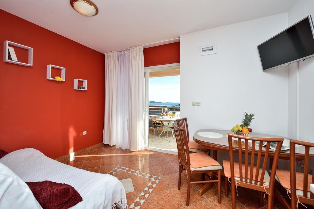 Villa Zdenka Pakoštane Εξωτερικό φωτογραφία